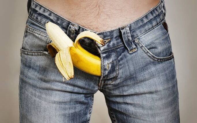 Big cock on the example of banana